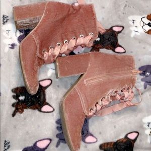 Velvet pink Booties/Heels